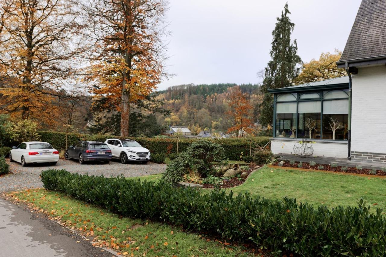 La Colline Aux Hirondelles Villa *